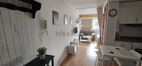 Flat 31 m² in Valverde de la Virgen
