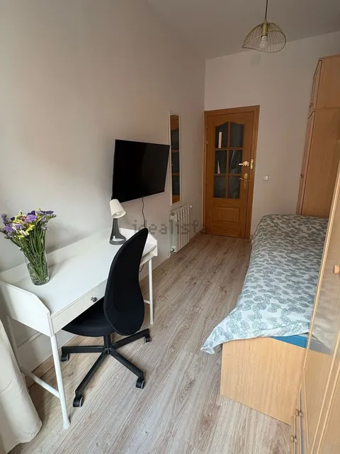 Room for rent, Madrid