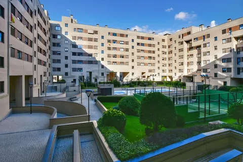 Appartement 77 m² à Madrid
