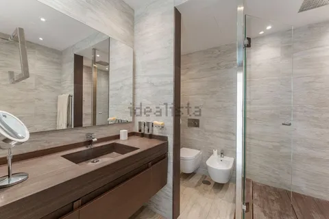 Haus 350 m² in Marbella