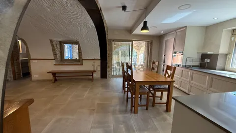 Appartement 282 m² à Garrigàs