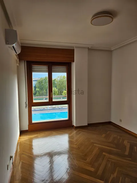 Wohnung 95 m² in Madrid