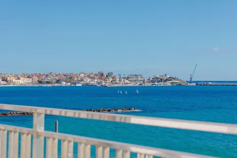 Pis de 91 m² a Calonge i Sant Antoni