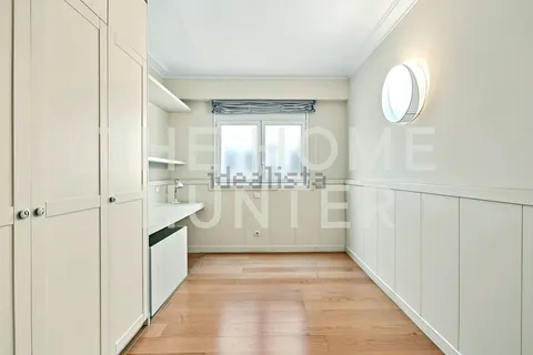 Квартира 261 м² в Барселоне
