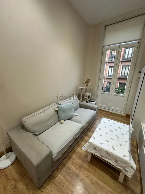 Room for rent, Madrid