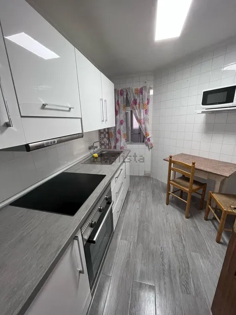 Habitació de lloguer, Màlaga (3/8)