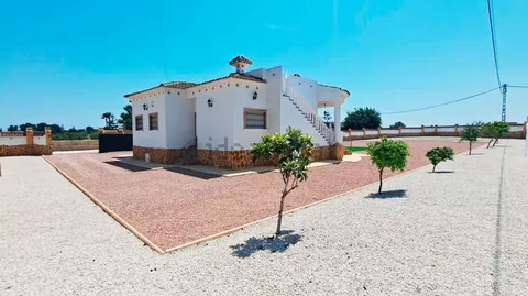 Casa de 140 m² a Catral