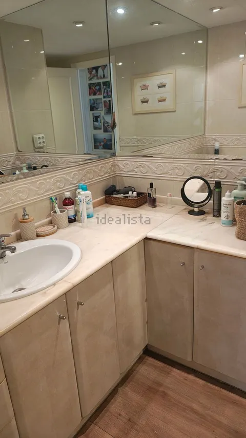 Quarto para alugar, Barcelona (4/10)