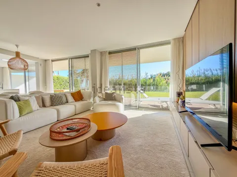 Appartamento 412 m² a Estepona