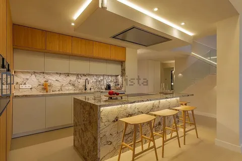 Haus 400 m² in Marbella