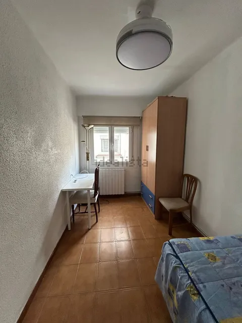 Habitación en alquiler, Zaragoza (3/8)