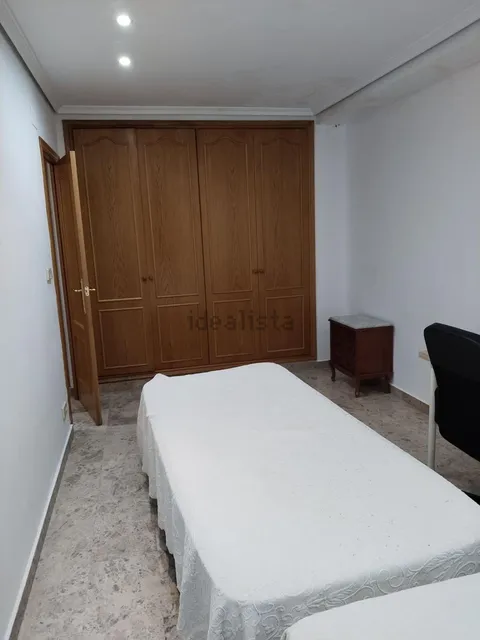 Flat 160 m² in Montcada / Moncada