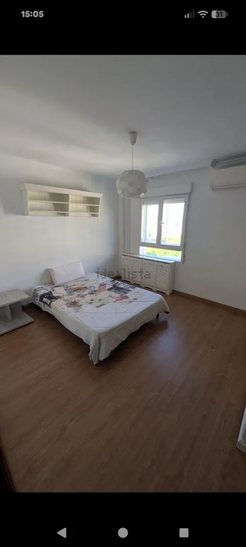 Habitació de lloguer, Madrid (3/5)