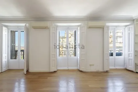 Wohnung 140 m² in Madrid