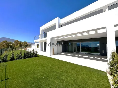 Casa de 235 m² en Marbella
