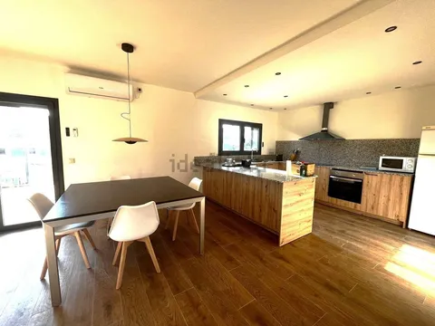 Appartamento 134 m² a Bàscara (2/21)
