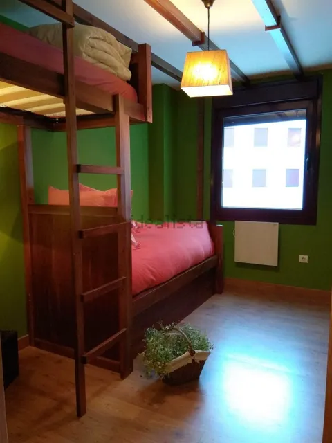 Pis de 40 m² a Puebla de Lillo