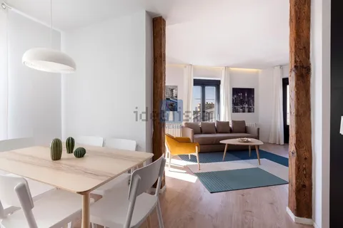 Wohnung 99 m² in Madrid