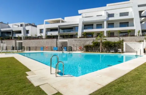 Pis de 320 m² a Estepona