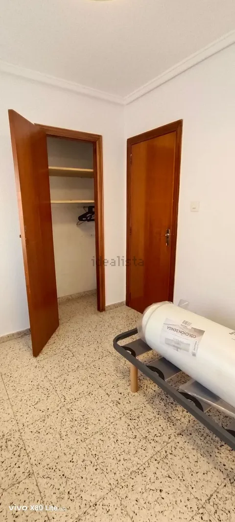 Habitació de lloguer, Burjassot