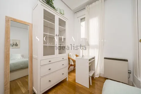 Flat 111 m² in Madrid