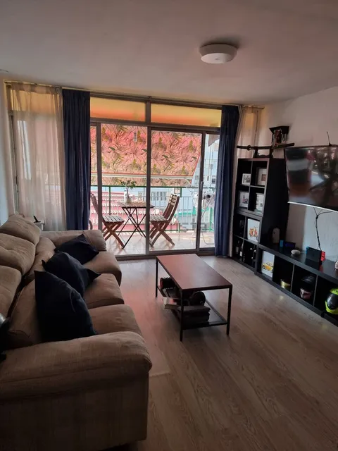 Zimmer zur Miete, l'Hospitalet de Llobregat (2/3)