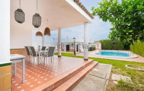 Casa de 300 m² a Valencina de la Concepción (3/8)