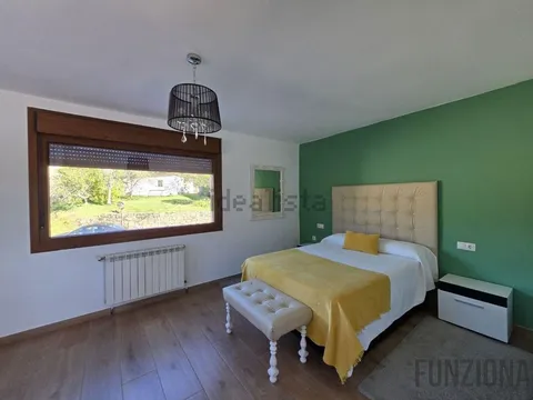 Casa de 200 m² a Ponte Caldelas
