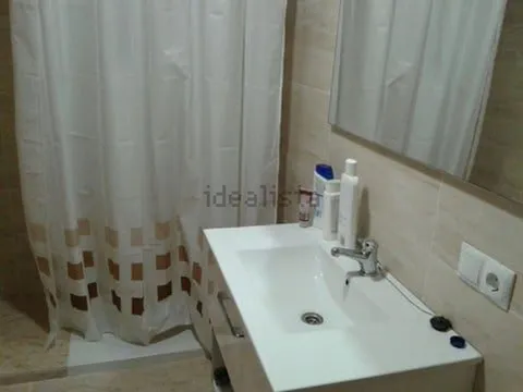 Habitació de lloguer, València (4/6)