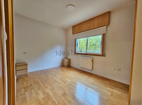 Pis de 100 m² a Oleiros