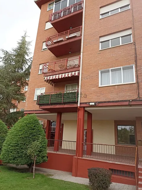 Кімната в оренду, Ávila (4/26)