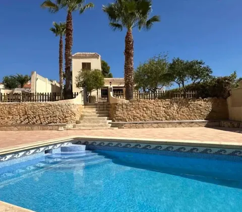 Maison 280 m² à la Nucia