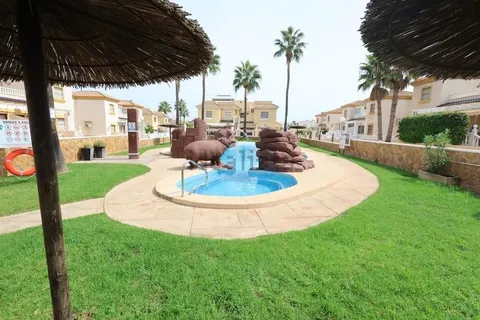 Casa de 110 m² a Oriola
