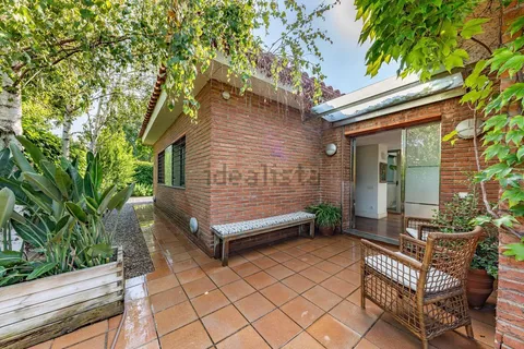 Casa 239 m² a Sant Cugat del Vallès