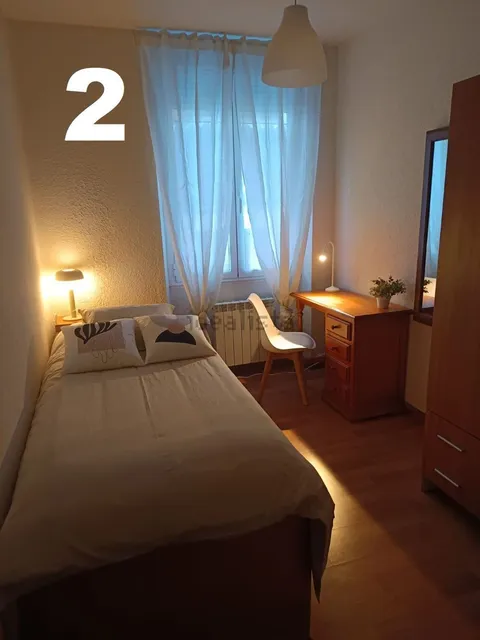 Habitació de lloguer, Lleó