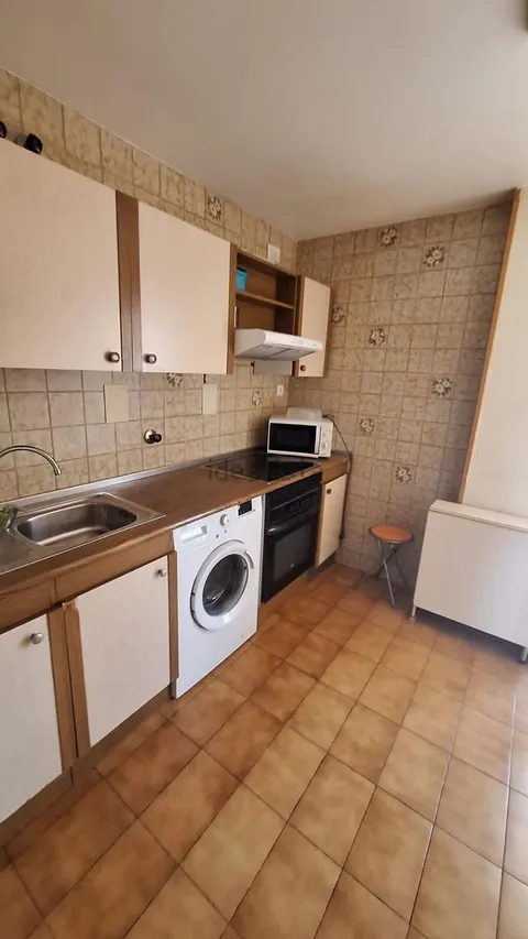 Habitació de lloguer, Osca