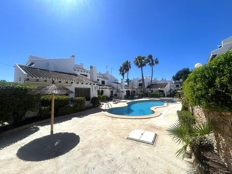 Casa de 110 m² a Oriola