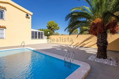 Piso de 65 m² en Orihuela