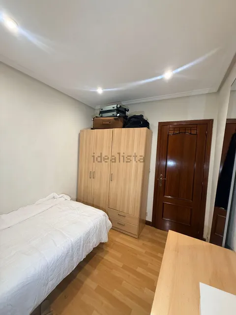 Habitació de lloguer, Madrid (2/8)