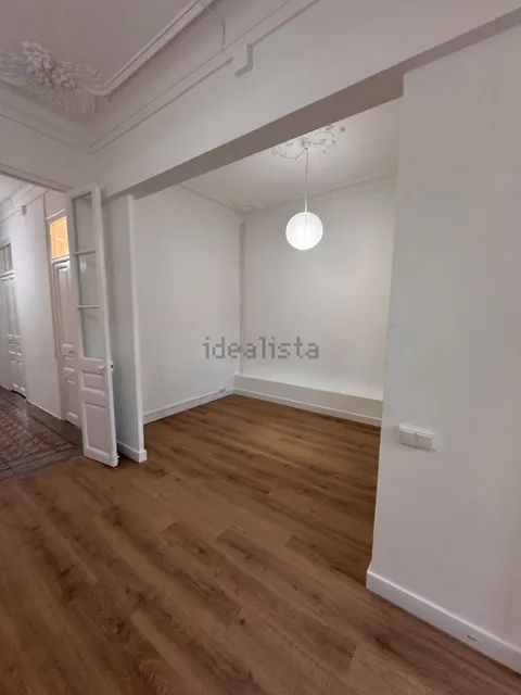 Pis de 93 m² a Barcelona (3/22)