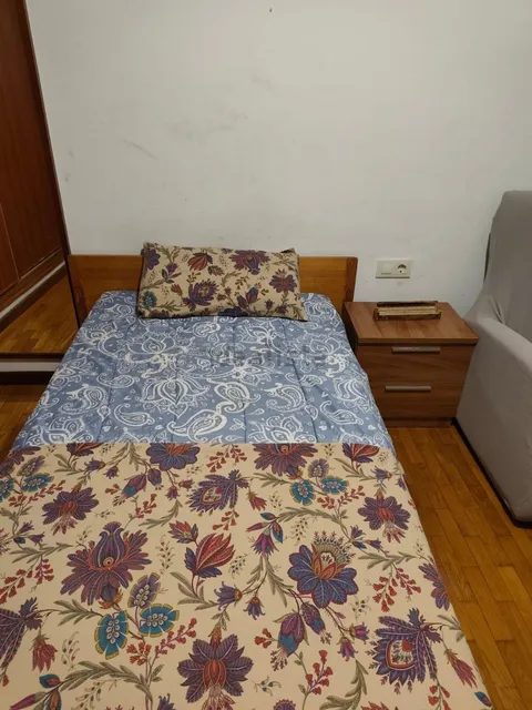 Habitación en alquiler, Santiago de Compostela (2/2)
