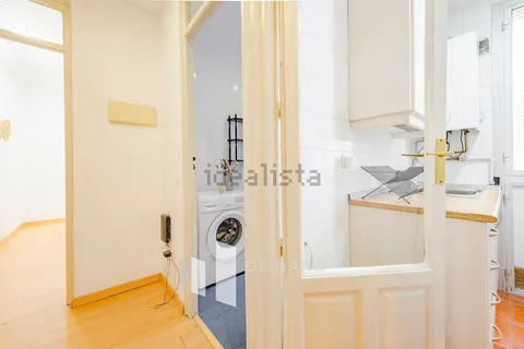 Room for rent, Madrid