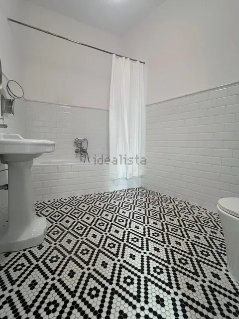 Wohnung 92 m² in Madrid