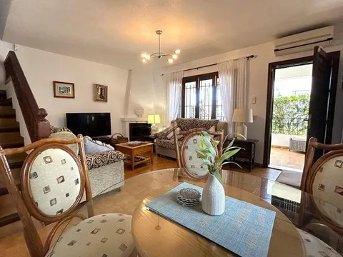 Casa 110 m² a Orihuela (2/42)