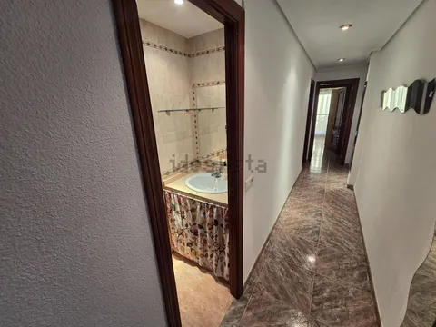 Pis de 82 m² a Còrdova