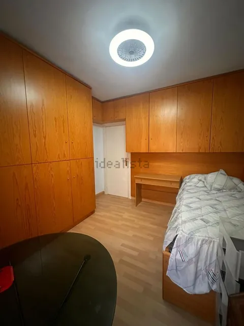 Apartamento 99 m² em Granada
