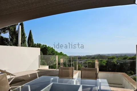 Haus 240 m² in Marbella