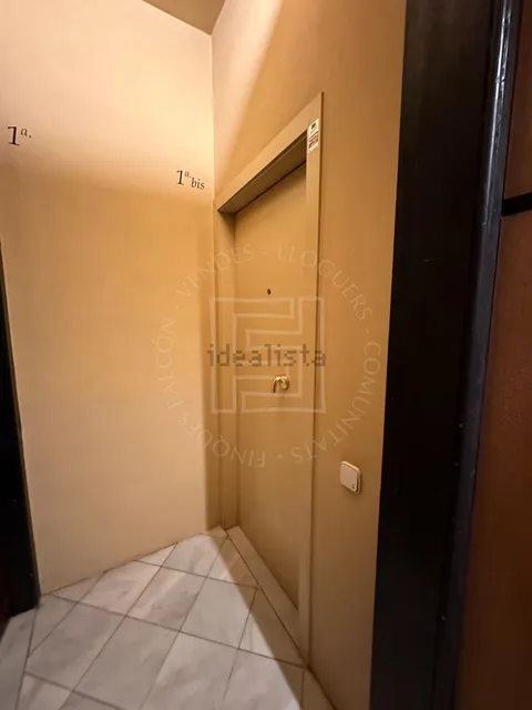 Квартира 60 м² в Барселоне