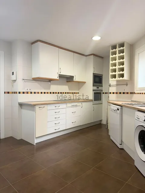 Wohnung 186 m² in Madrid