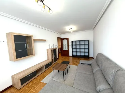 Pis de 68 m² a Gijón (4/31)